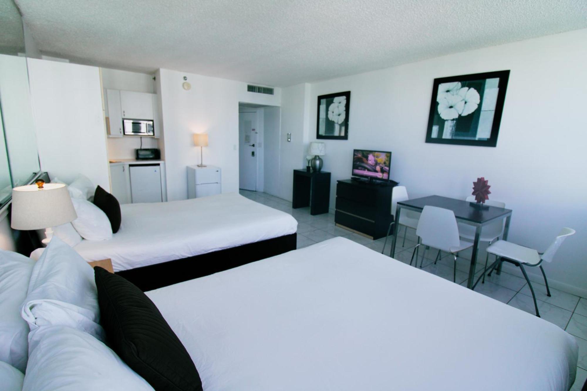 Castle 1118 Studio Bayview Direct Beach Access, Tennis, Pool, Restaurants, Free Parking マイアミビーチ エクステリア 写真