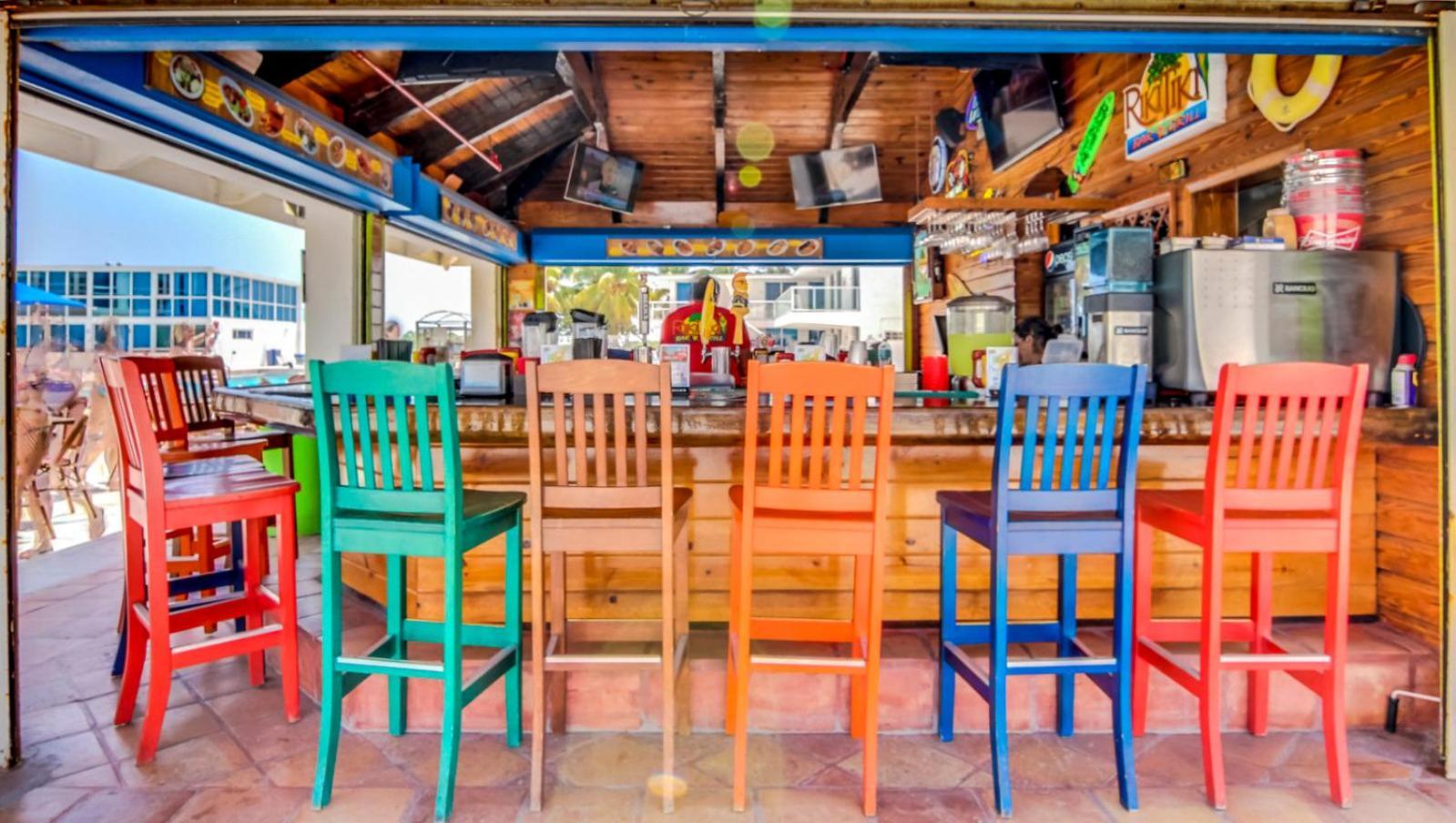 Castle 1118 Studio Bayview Direct Beach Access, Tennis, Pool, Restaurants, Free Parking マイアミビーチ エクステリア 写真