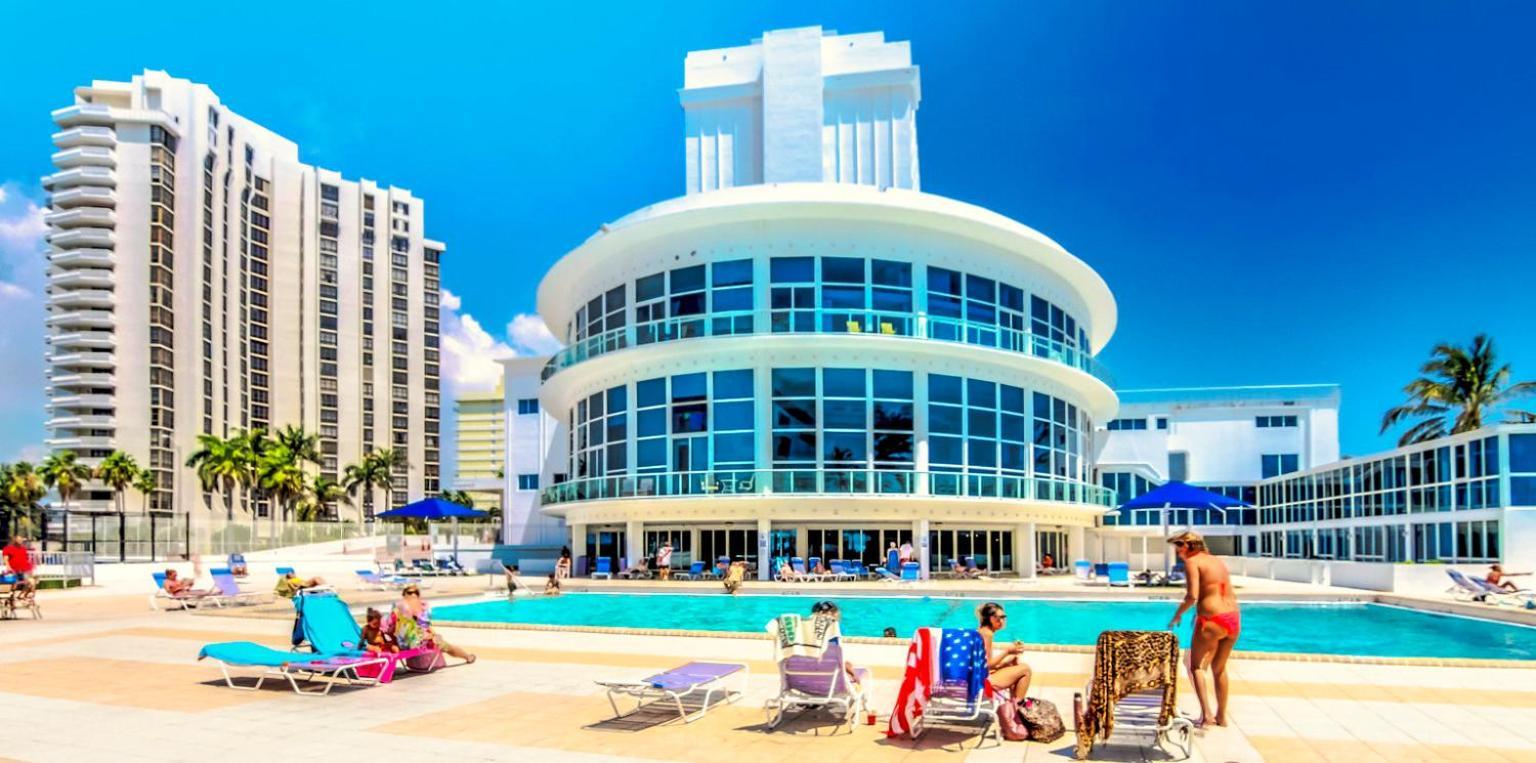 Castle 1118 Studio Bayview Direct Beach Access, Tennis, Pool, Restaurants, Free Parking マイアミビーチ エクステリア 写真